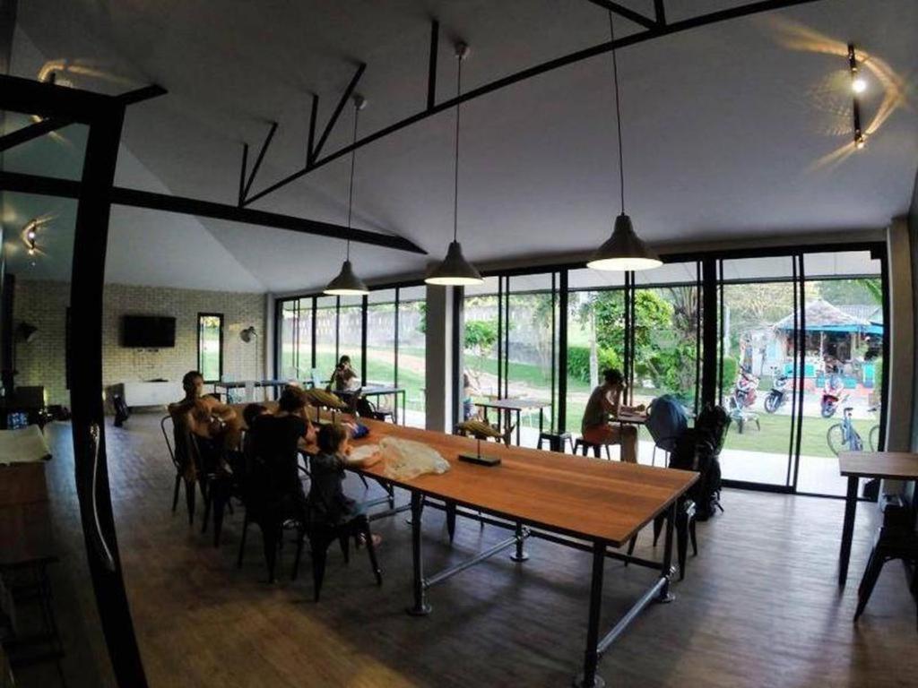 Monkey Dive Hostel Khaolak Khao Lak Exterior photo